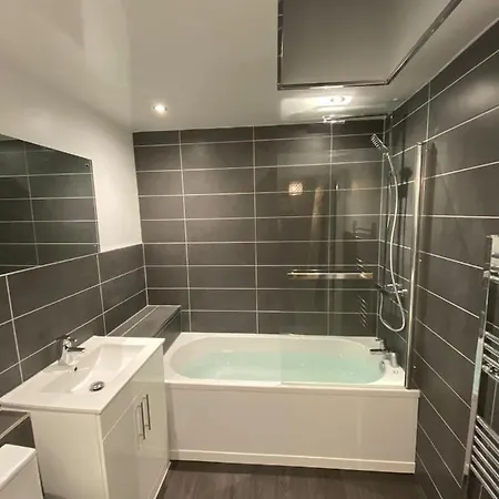 Sunderland Self Catering 4 - City Centre Townhouse With Free Parking Esterno foto