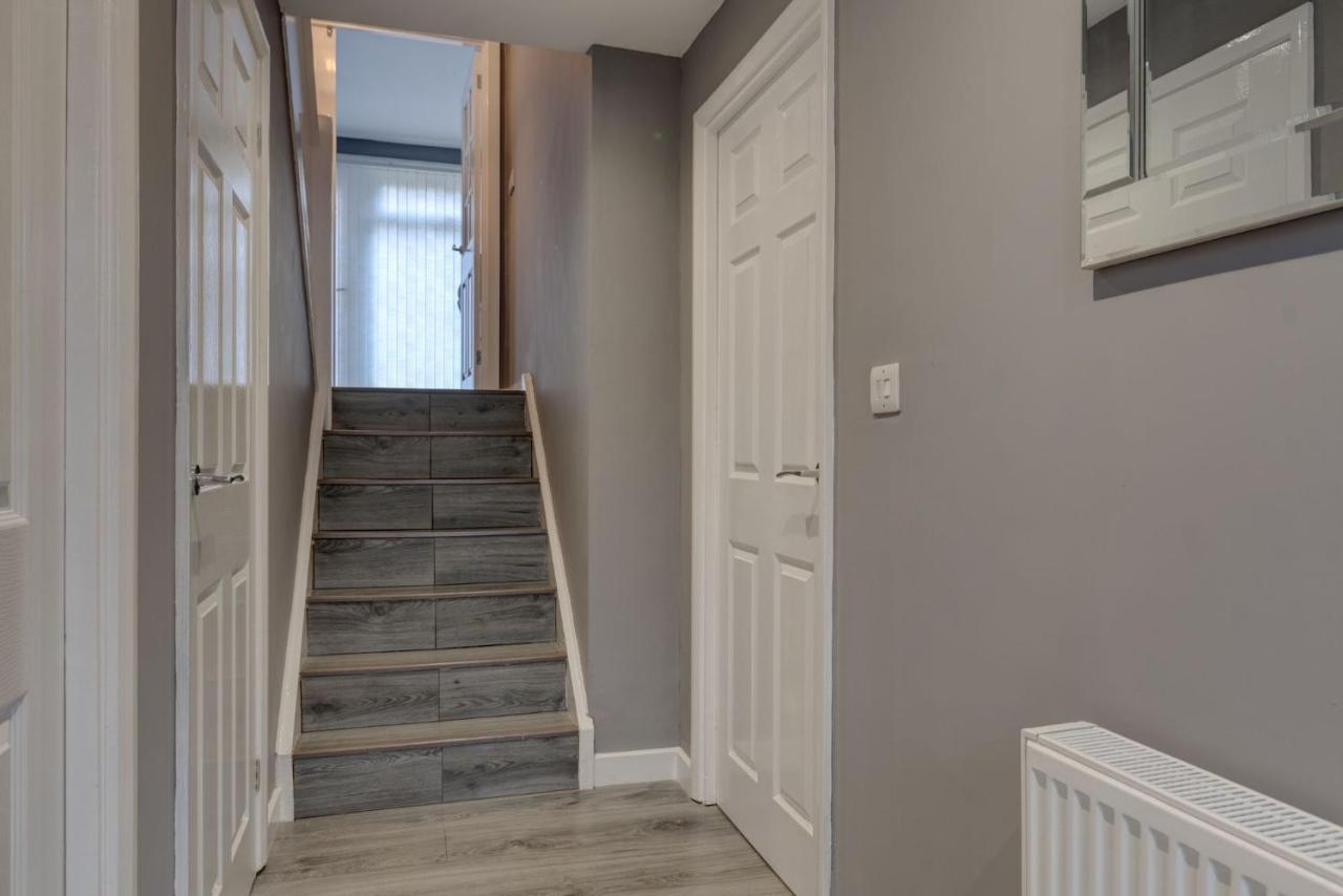 Holiday home Sunderland Self Catering 4 - Centre Townhouse With Free Parking *